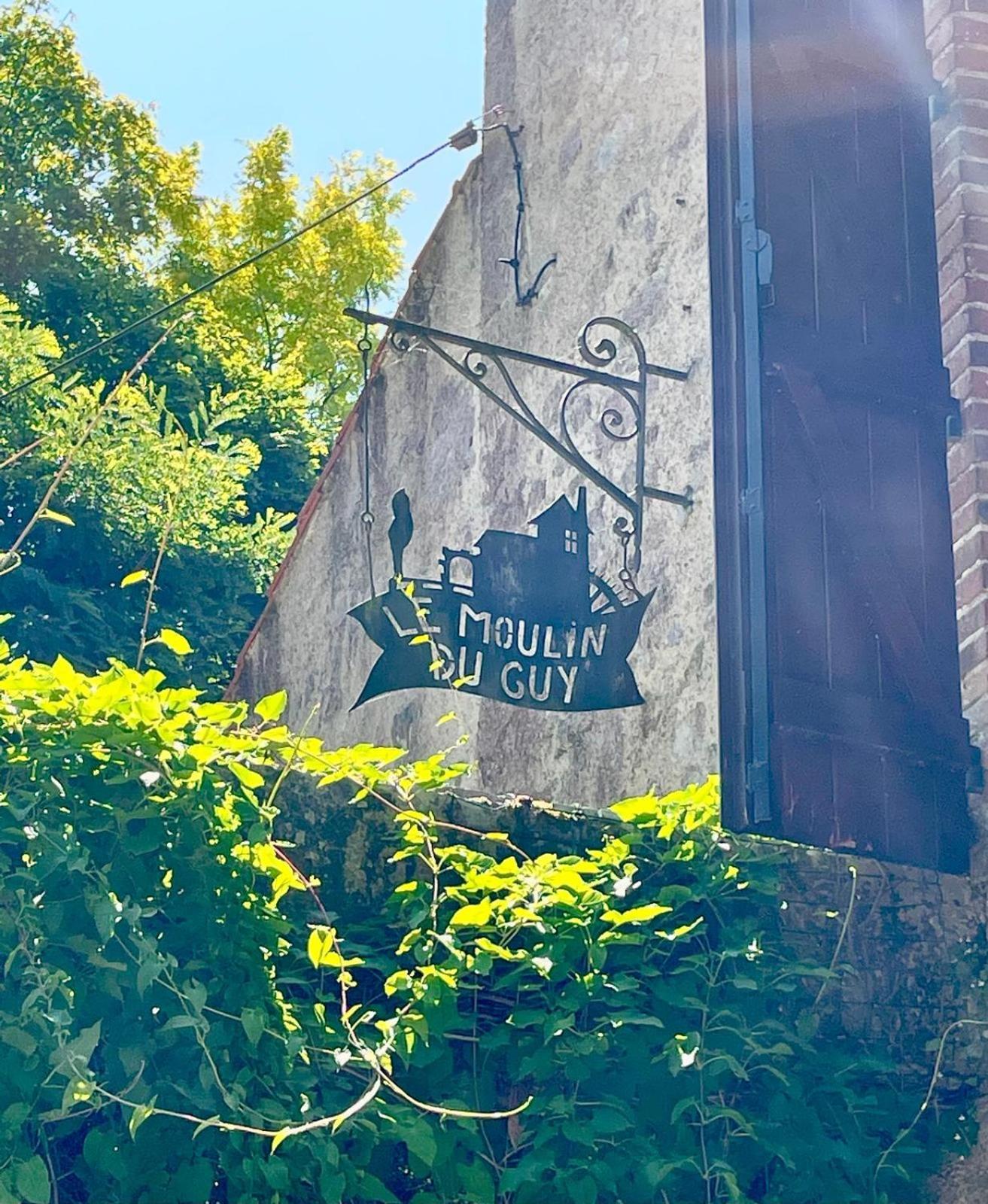 Bed and Breakfast Le Moulin Du Guy, Proche Du Puy Dufou Chanverrie Екстер'єр фото