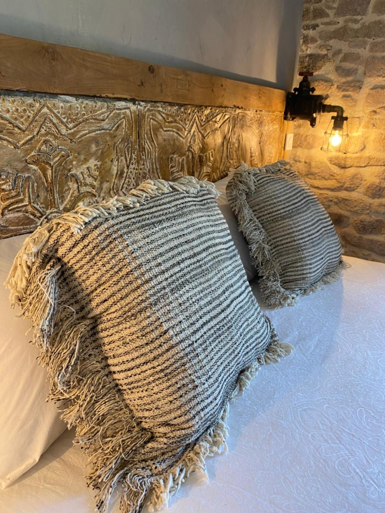 Bed and Breakfast Le Moulin Du Guy, Proche Du Puy Dufou Chanverrie Екстер'єр фото