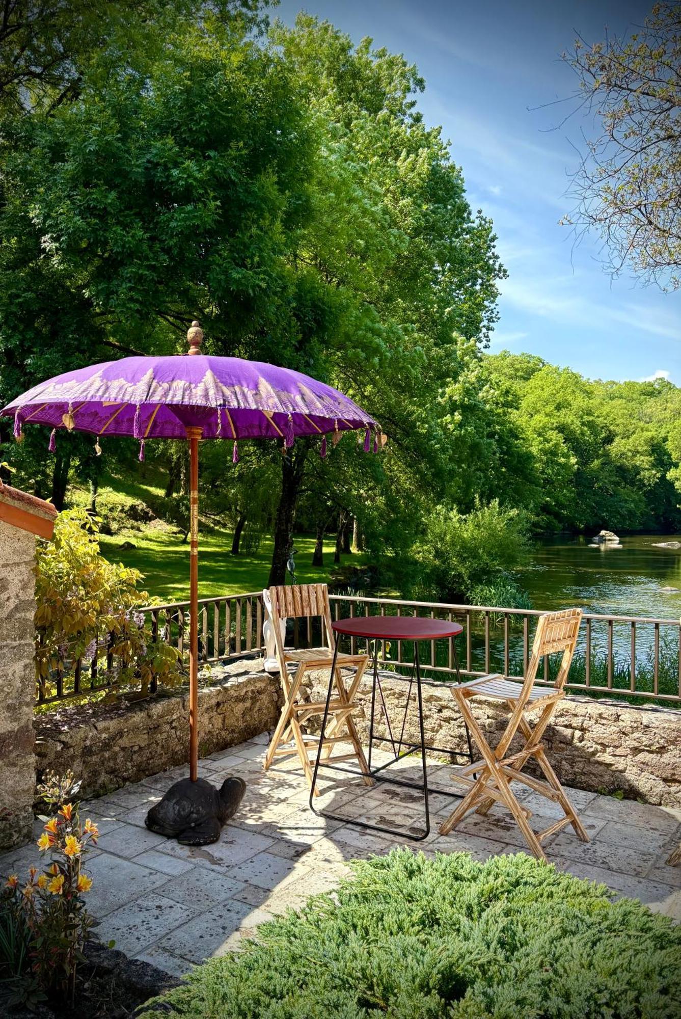 Bed and Breakfast Le Moulin Du Guy, Proche Du Puy Dufou Chanverrie Екстер'єр фото
