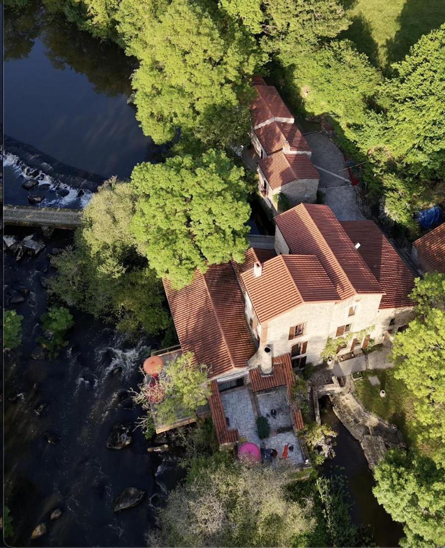 Bed and Breakfast Le Moulin Du Guy, Proche Du Puy Dufou Chanverrie Екстер'єр фото