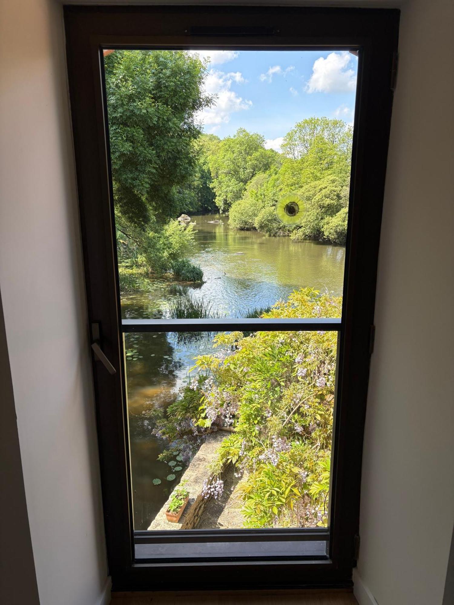 Bed and Breakfast Le Moulin Du Guy, Proche Du Puy Dufou Chanverrie Екстер'єр фото